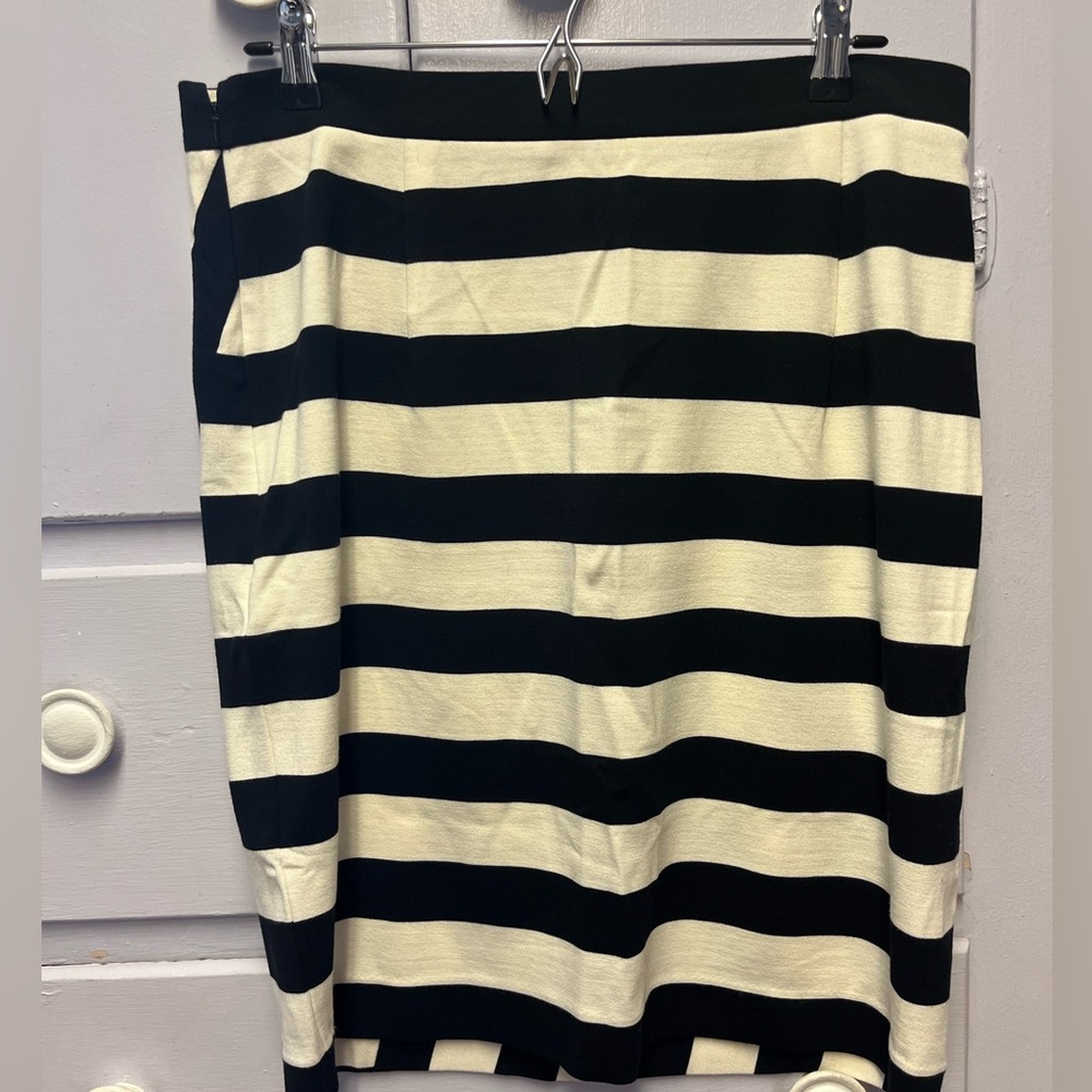 Banana Republic pencil skirt